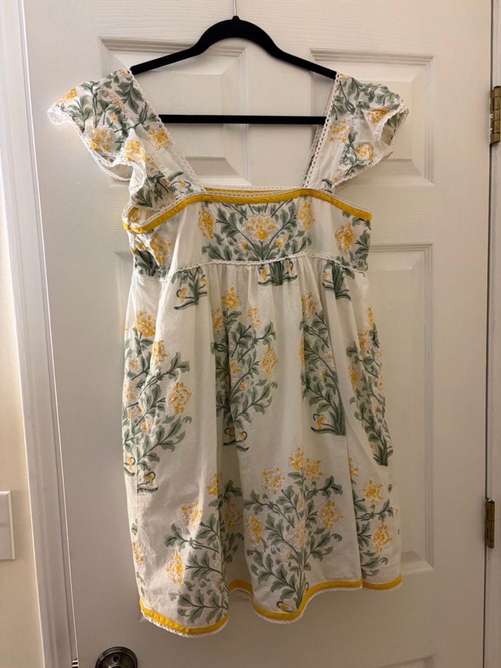 Juliet Dunn Yellow & White Floral Lined dress sz 3 (large)